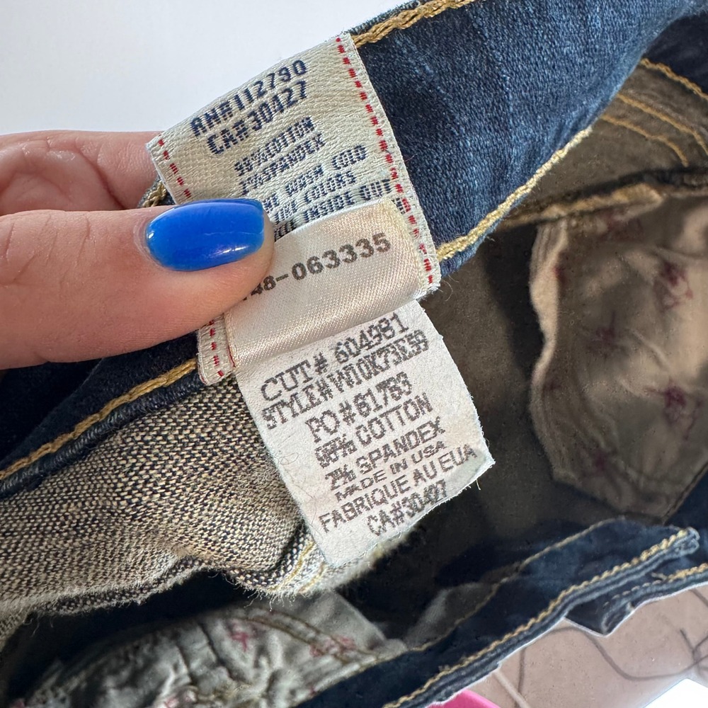 True Religion Bootcut Jeans Womens 32 Flap Pocket Rhinestone Button Y2K Vtg USA - Picture 10 of 16